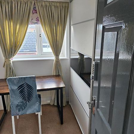 Queens Rooms, A Perfect Stay, Next To Shopping Parks And Central Manchester Rum bild